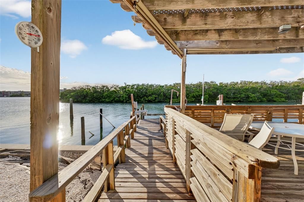 На продажу: $925,000 (2 спален, 2 ванн, 1653 Квадратных фут)