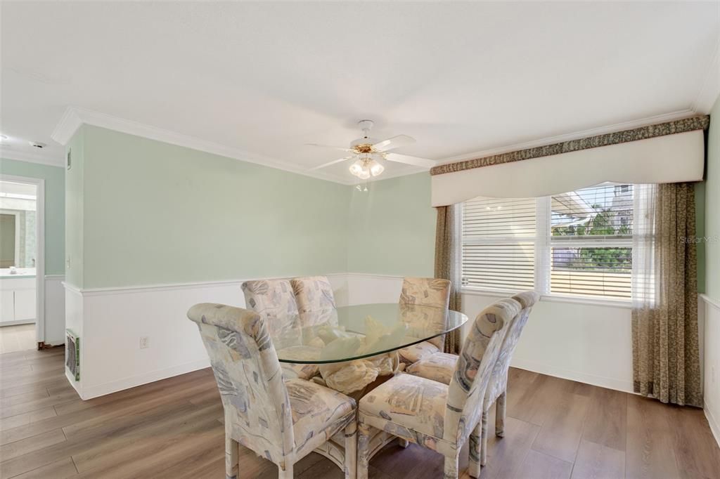 На продажу: $925,000 (2 спален, 2 ванн, 1653 Квадратных фут)