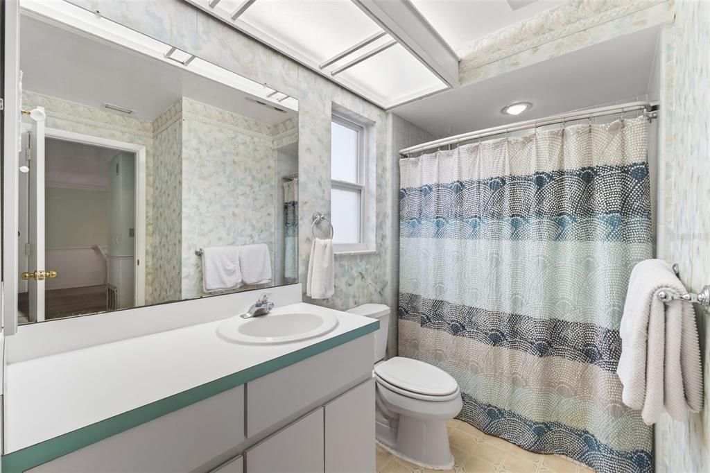 На продажу: $925,000 (2 спален, 2 ванн, 1653 Квадратных фут)