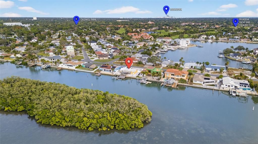 На продажу: $925,000 (2 спален, 2 ванн, 1653 Квадратных фут)