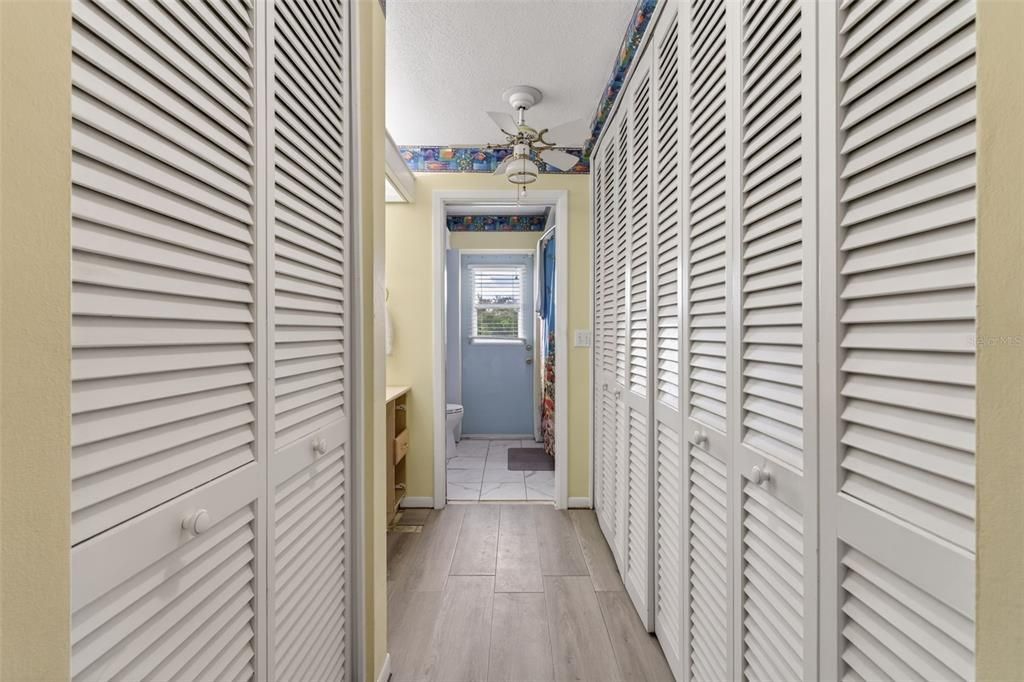 На продажу: $925,000 (2 спален, 2 ванн, 1653 Квадратных фут)