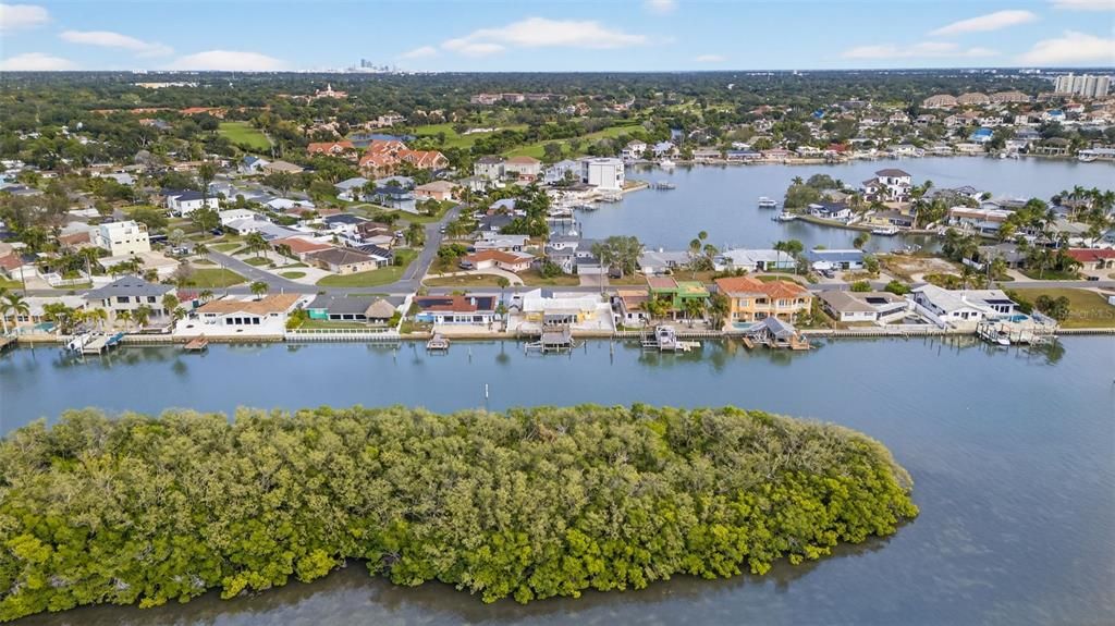 На продажу: $925,000 (2 спален, 2 ванн, 1653 Квадратных фут)