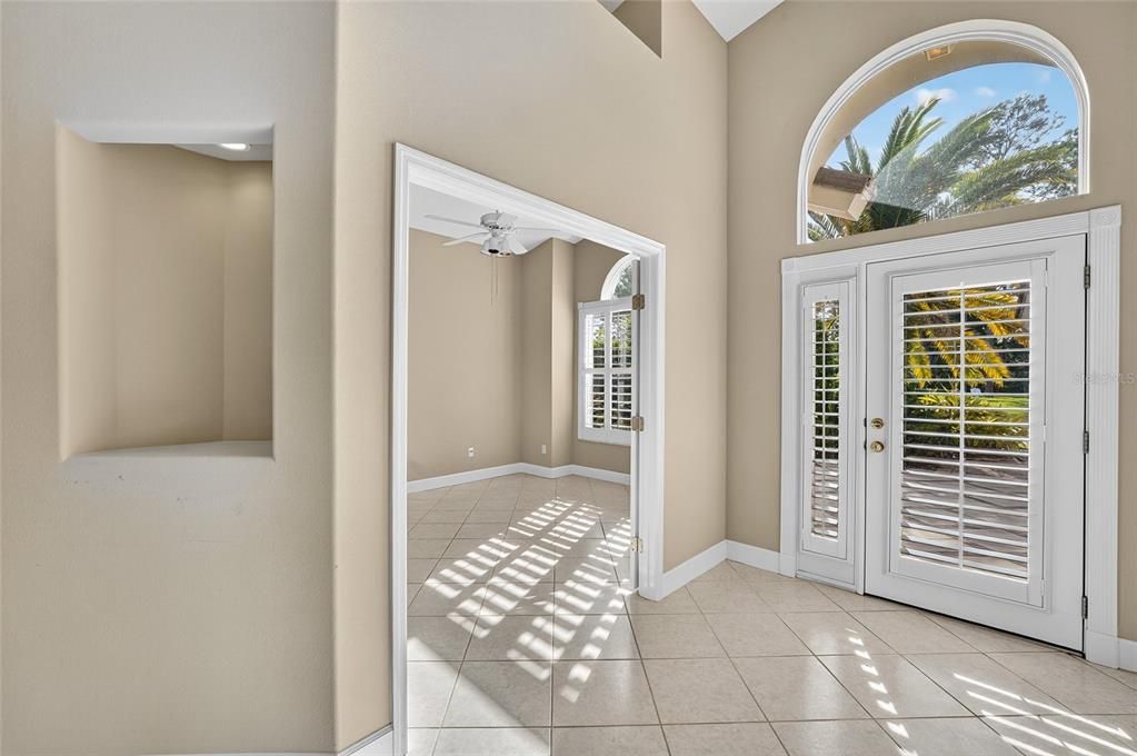 For Rent: $3,150 (3 beds, 2 baths, 1936 Square Feet)