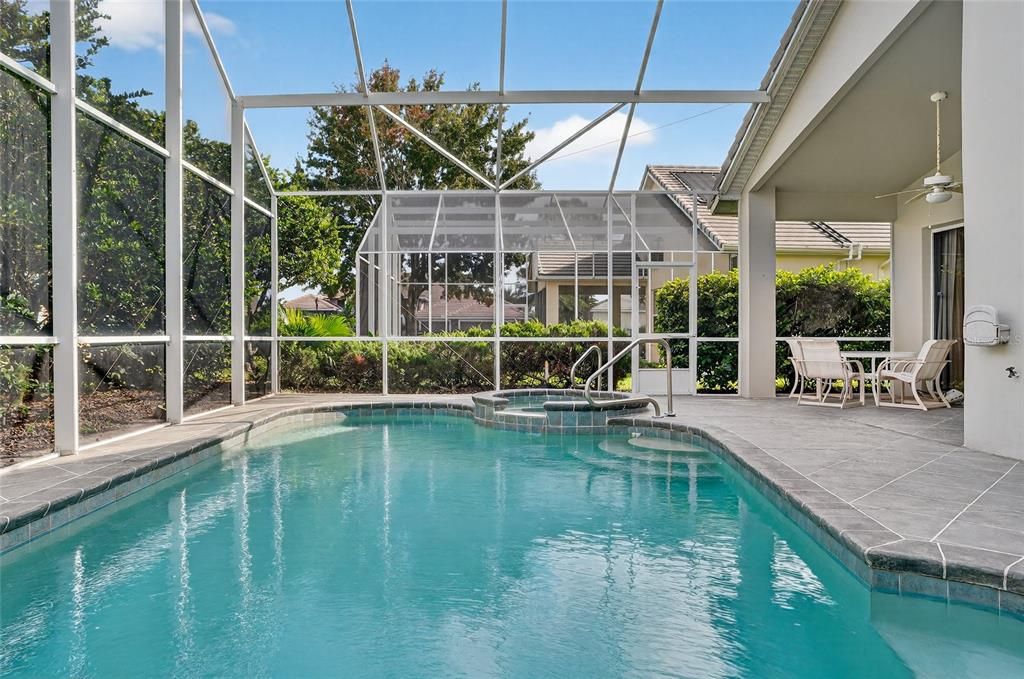 For Rent: $3,150 (3 beds, 2 baths, 1936 Square Feet)