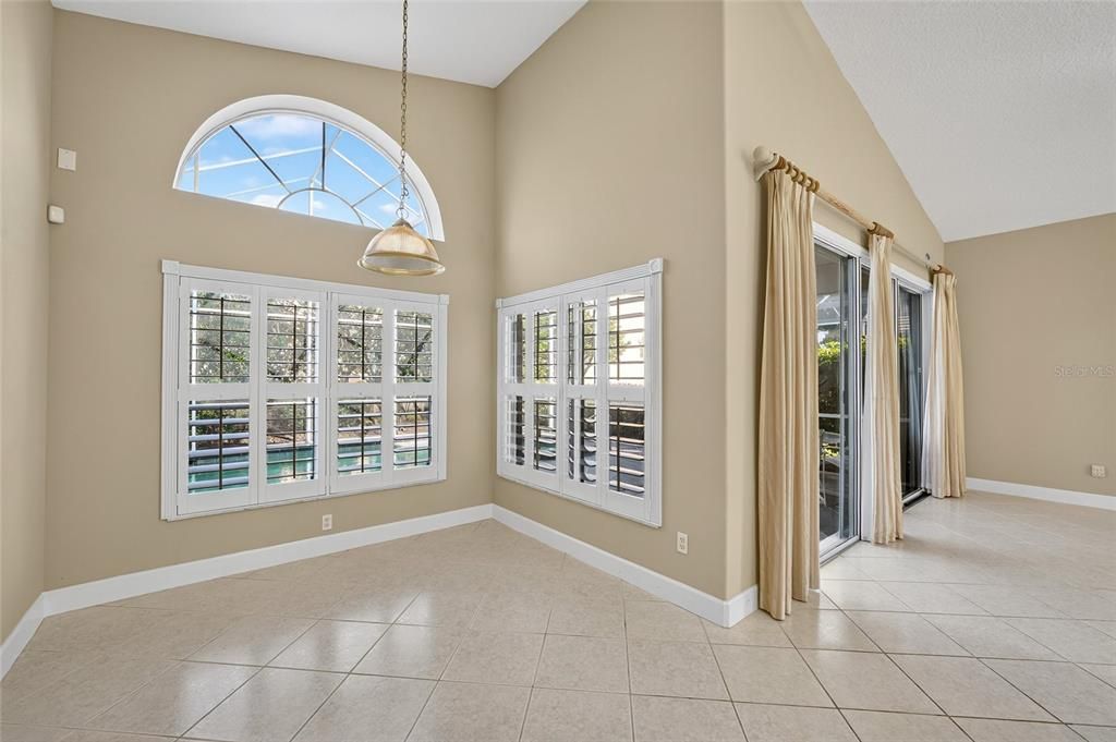 For Rent: $3,150 (3 beds, 2 baths, 1936 Square Feet)