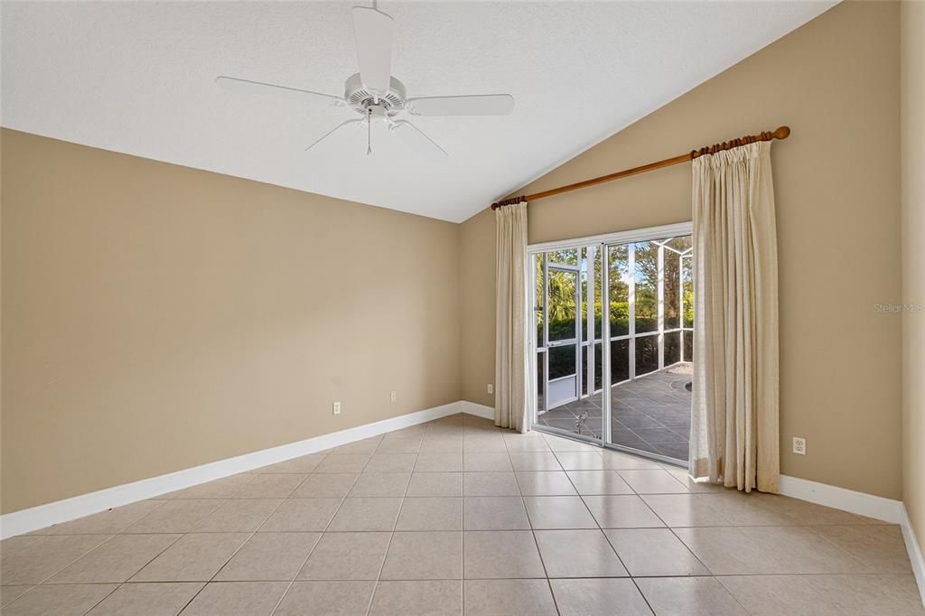 For Rent: $3,150 (3 beds, 2 baths, 1936 Square Feet)