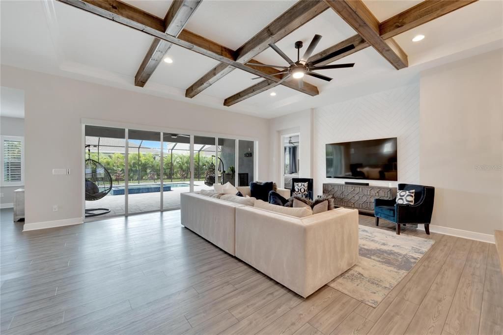 На продажу: $690,000 (4 спален, 3 ванн, 2732 Квадратных фут)