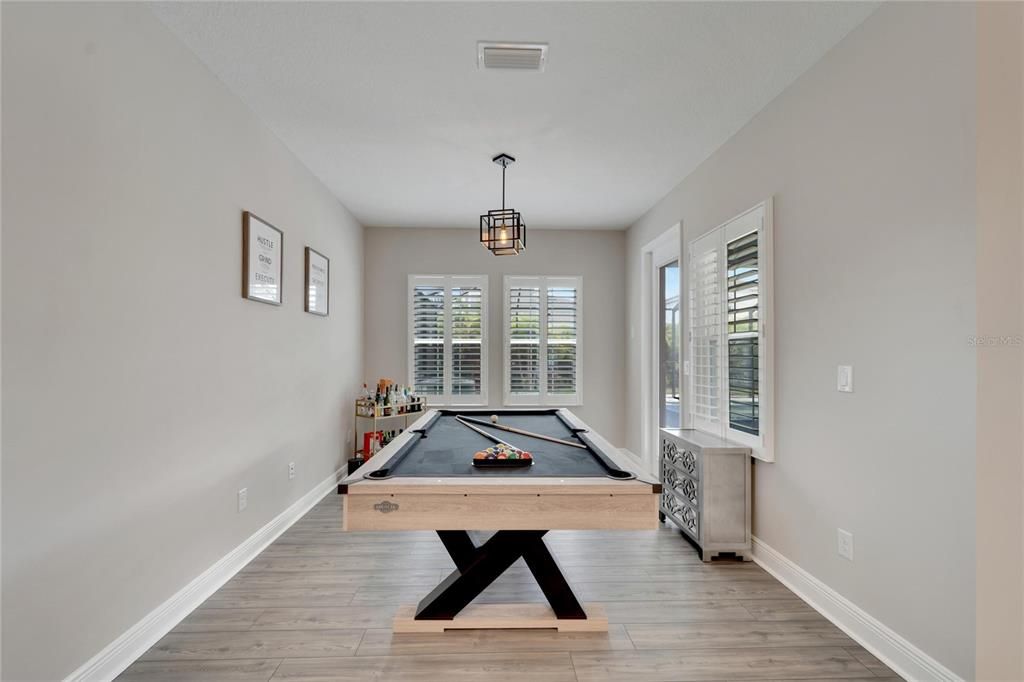 На продажу: $690,000 (4 спален, 3 ванн, 2732 Квадратных фут)