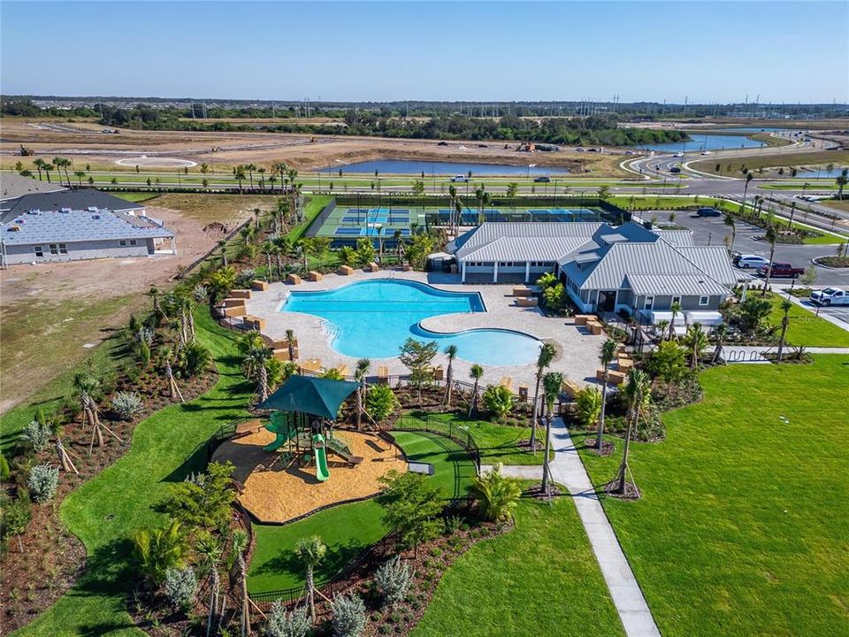 На продажу: $690,000 (4 спален, 3 ванн, 2732 Квадратных фут)