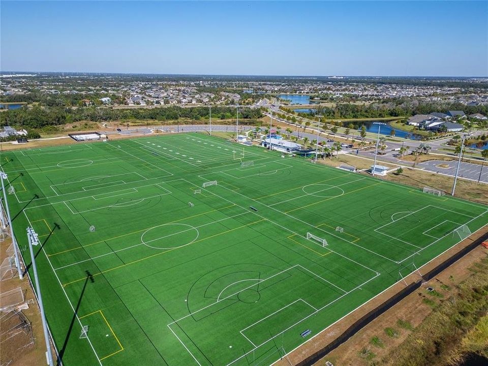 На продажу: $690,000 (4 спален, 3 ванн, 2732 Квадратных фут)