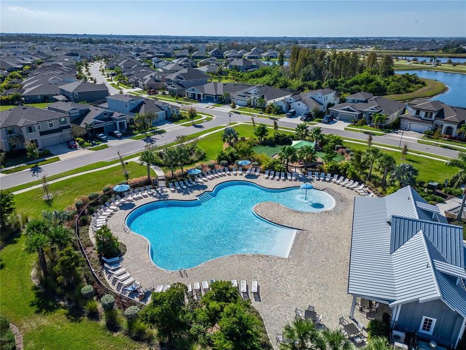 На продажу: $690,000 (4 спален, 3 ванн, 2732 Квадратных фут)