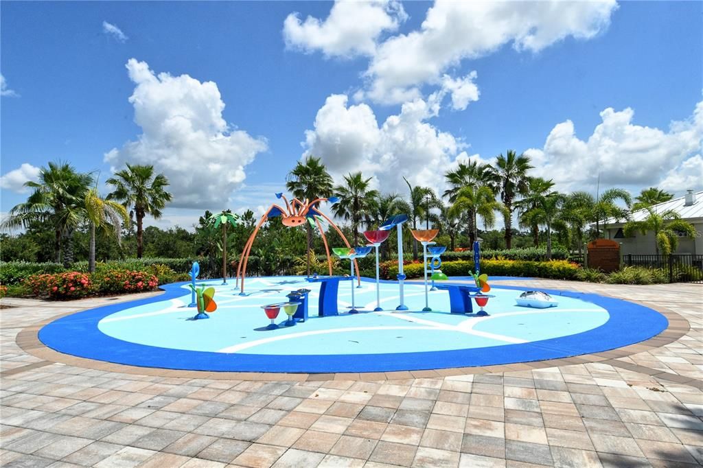 На продажу: $324,900 (3 спален, 2 ванн, 1492 Квадратных фут)