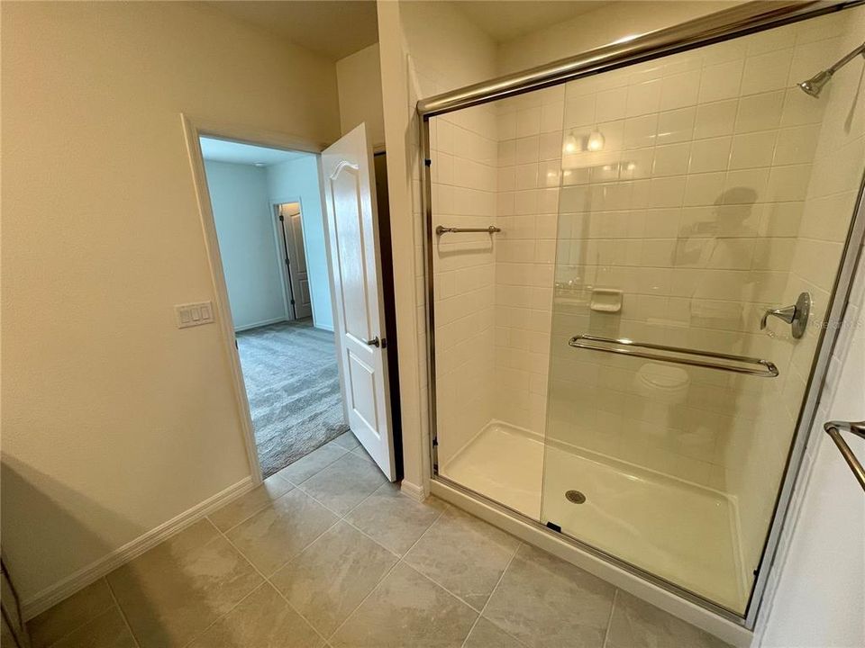 En Venta: $280,000 (3 camas, 2 baños, 1736 Pies cuadrados)