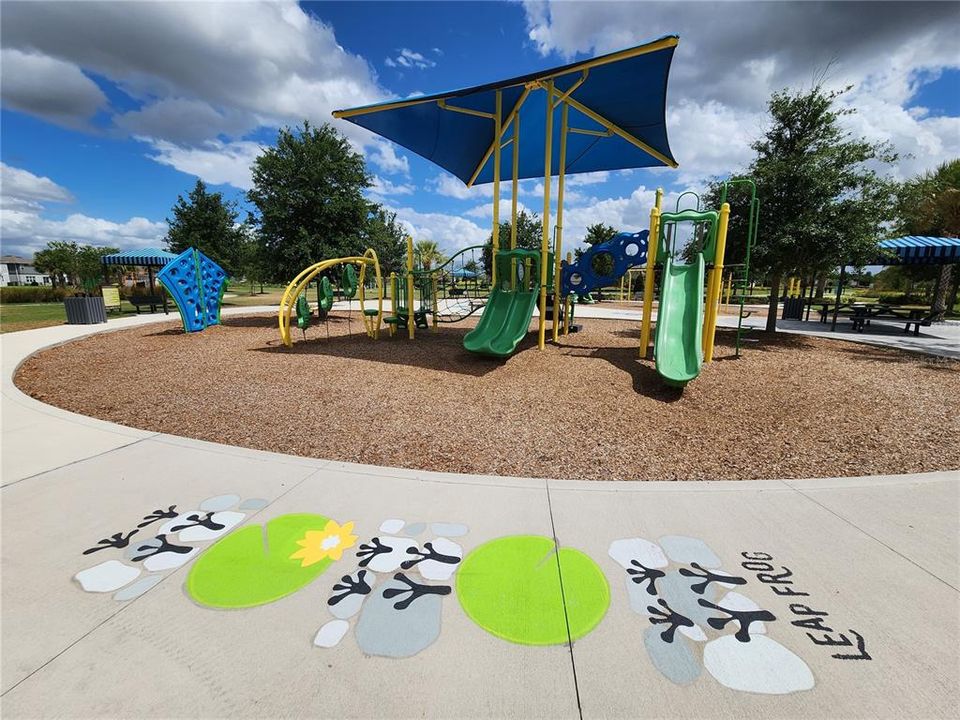 En Venta: $280,000 (3 camas, 2 baños, 1736 Pies cuadrados)