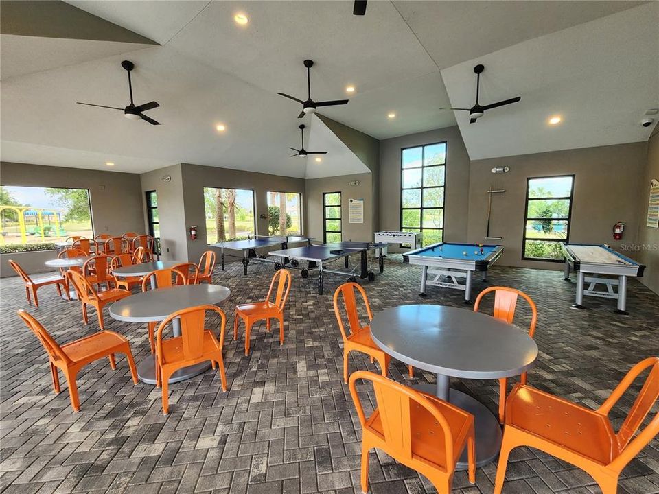 En Venta: $280,000 (3 camas, 2 baños, 1736 Pies cuadrados)