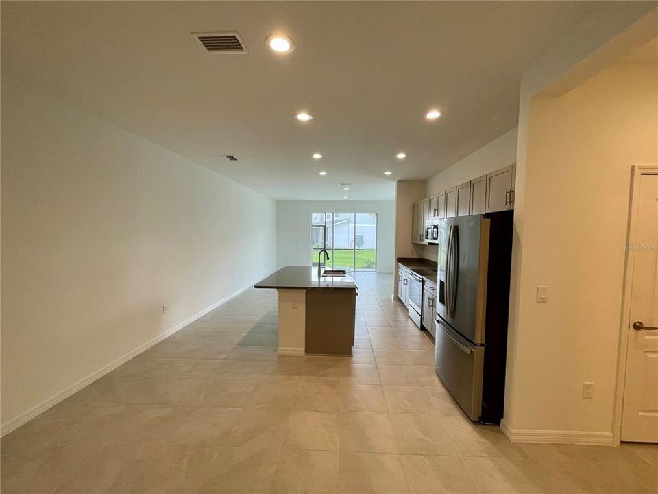 En Venta: $280,000 (3 camas, 2 baños, 1736 Pies cuadrados)