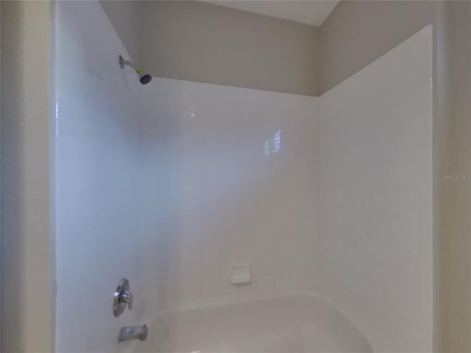 For Rent: $3,309 (4 beds, 3 baths, 2659 Square Feet)