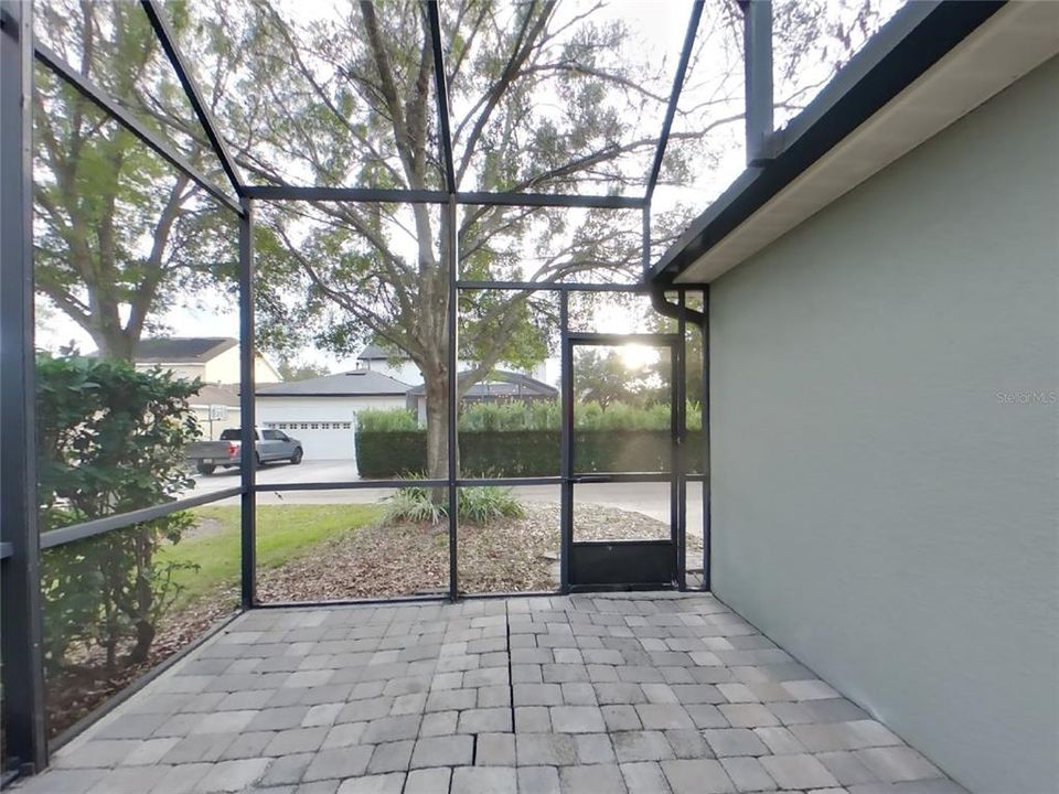 For Rent: $3,309 (4 beds, 3 baths, 2659 Square Feet)