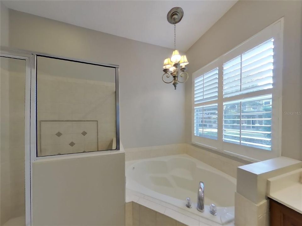 For Rent: $3,309 (4 beds, 3 baths, 2659 Square Feet)