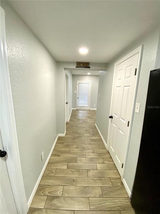 待售: $199,900 (2 贝兹, 1 浴室, 661 平方英尺)