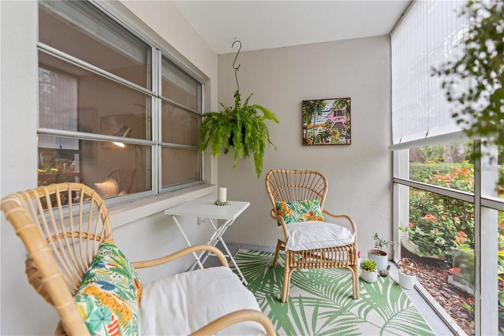 待售: $315,000 (2 贝兹, 2 浴室, 976 平方英尺)