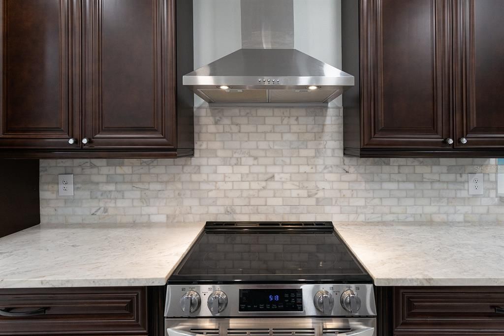 待售: $1,385,000 (5 贝兹, 4 浴室, 3776 平方英尺)