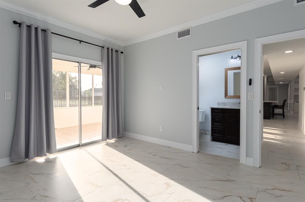 待售: $1,385,000 (5 贝兹, 4 浴室, 3776 平方英尺)