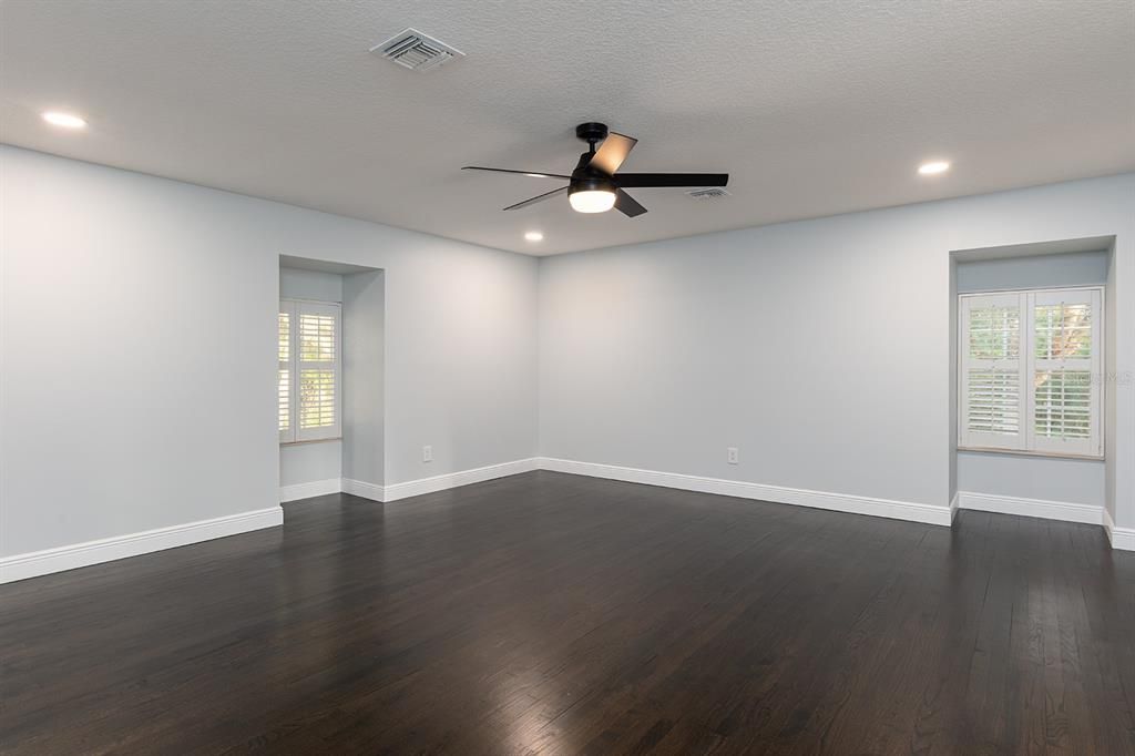 待售: $1,385,000 (5 贝兹, 4 浴室, 3776 平方英尺)