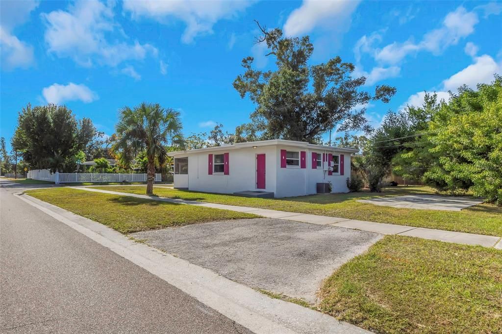 En Venta: $237,000 (2 camas, 1 baños, 780 Pies cuadrados)