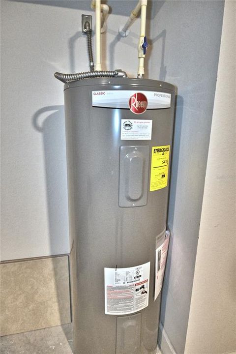 待售: $412,852 (4 贝兹, 3 浴室, 2508 平方英尺)