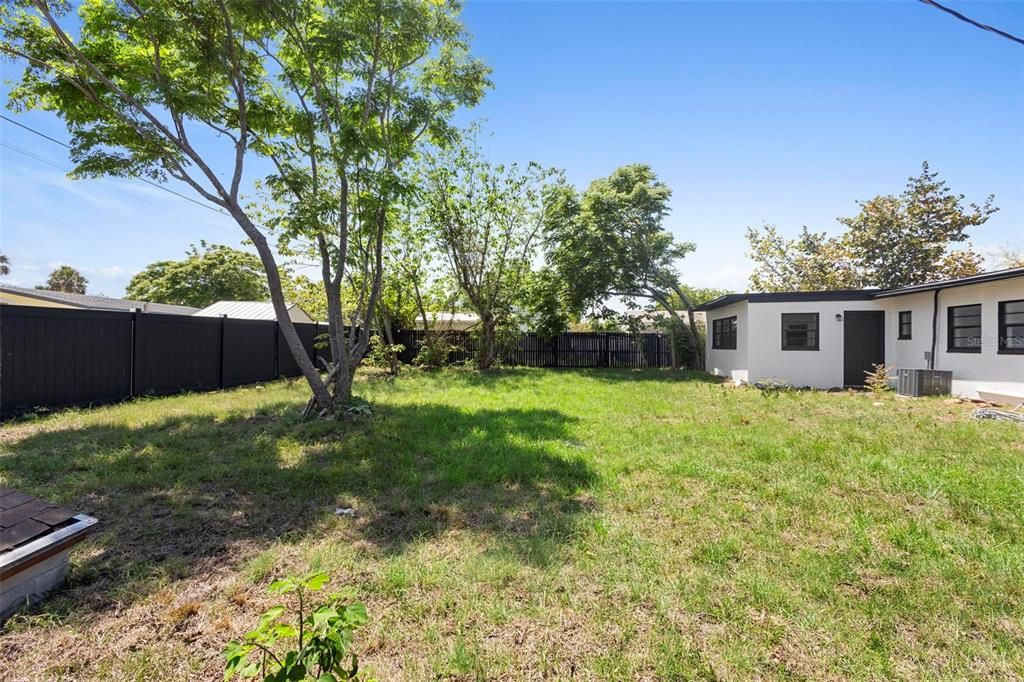 En Venta: $289,000 (3 camas, 2 baños, 1242 Pies cuadrados)