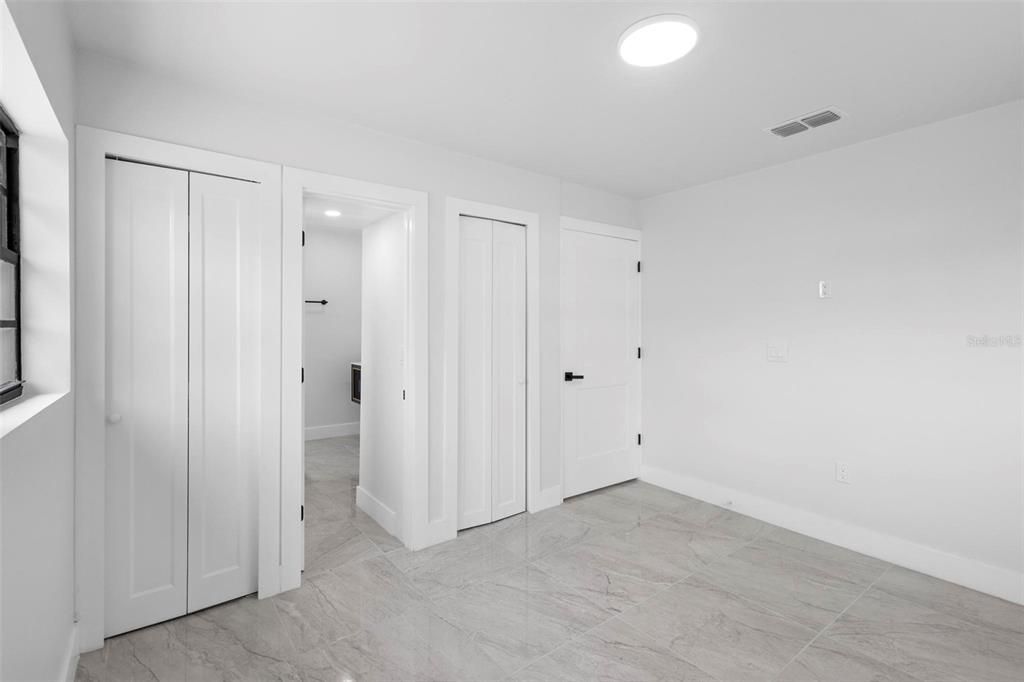 En Venta: $289,000 (3 camas, 2 baños, 1242 Pies cuadrados)