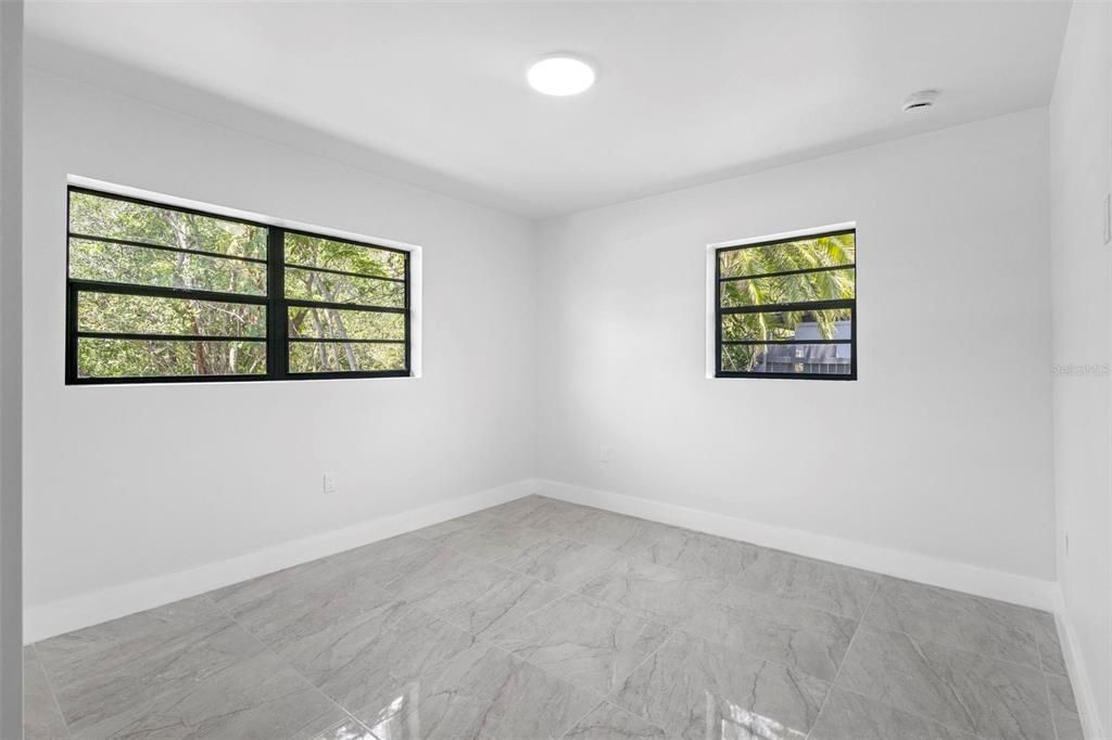 En Venta: $289,000 (3 camas, 2 baños, 1242 Pies cuadrados)