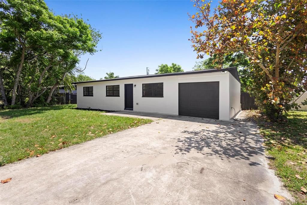 En Venta: $289,000 (3 camas, 2 baños, 1242 Pies cuadrados)