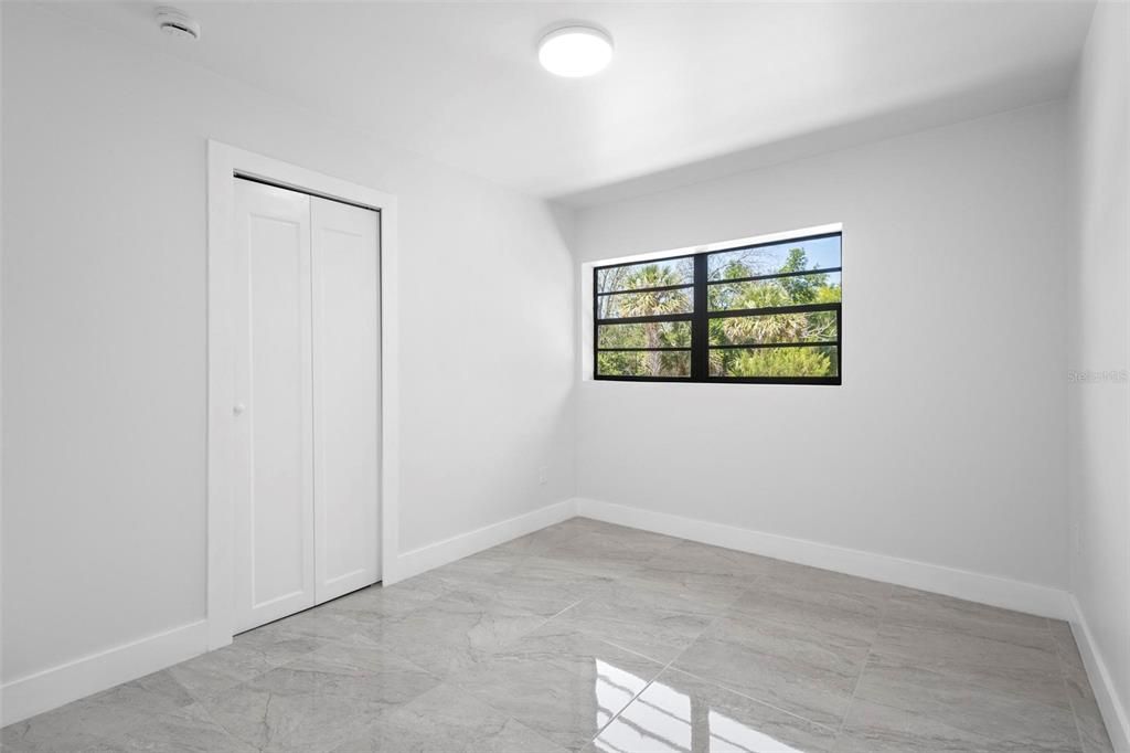 En Venta: $289,000 (3 camas, 2 baños, 1242 Pies cuadrados)