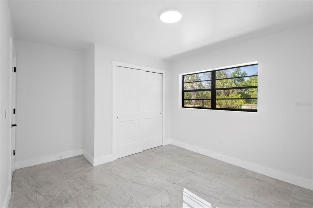 En Venta: $289,000 (3 camas, 2 baños, 1242 Pies cuadrados)