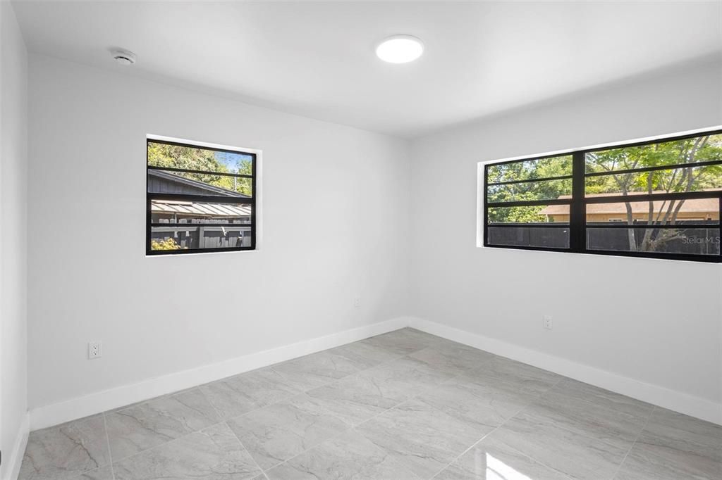 En Venta: $289,000 (3 camas, 2 baños, 1242 Pies cuadrados)