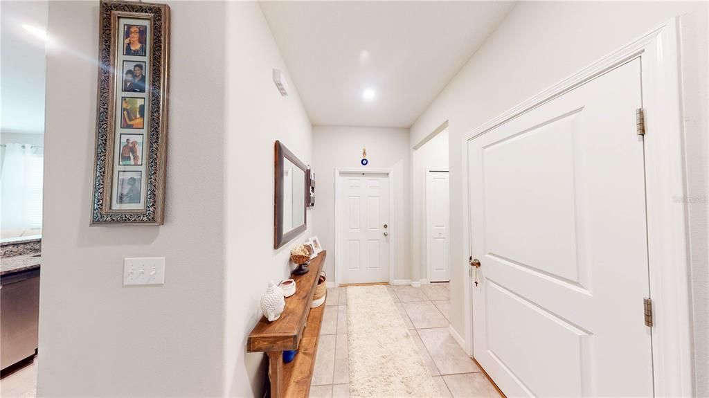 На продажу: $265,000 (3 спален, 2 ванн, 1824 Квадратных фут)