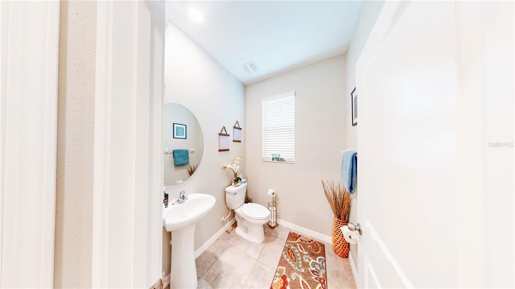 На продажу: $265,000 (3 спален, 2 ванн, 1824 Квадратных фут)