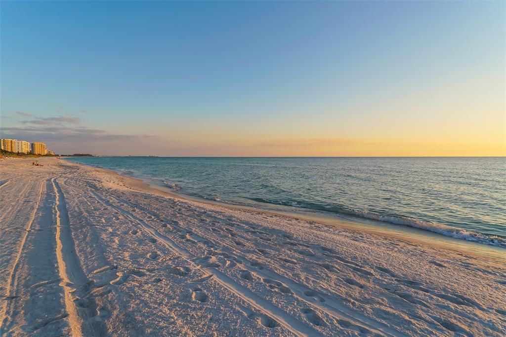 待售: $499,000 (2 贝兹, 2 浴室, 1124 平方英尺)