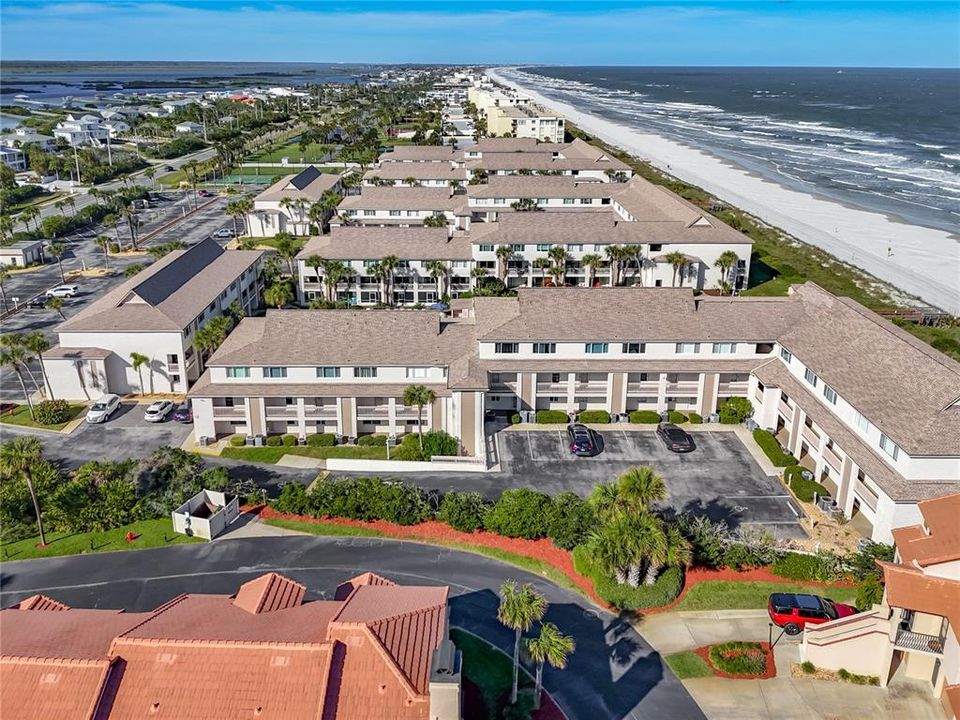 На продажу: $420,000 (2 спален, 1 ванн, 1202 Квадратных фут)