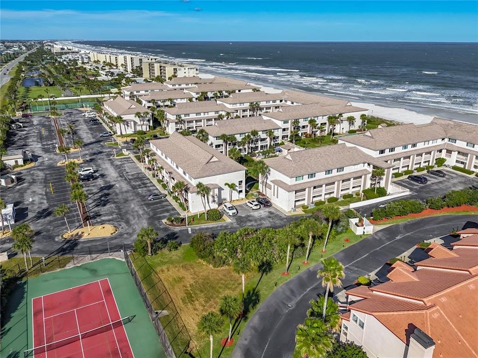 На продажу: $420,000 (2 спален, 1 ванн, 1202 Квадратных фут)