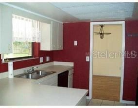 For Rent: $3,100 (4 beds, 2 baths, 1810 Square Feet)