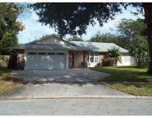 For Rent: $3,100 (4 beds, 2 baths, 1810 Square Feet)