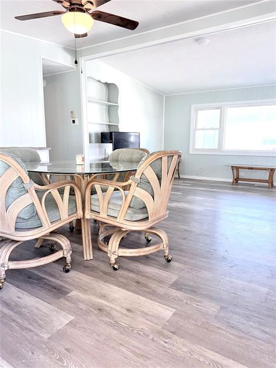 For Sale: $179,900 (3 beds, 1 baths, 1046 Square Feet)