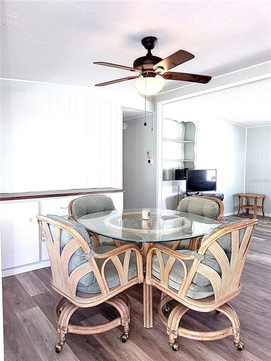 For Sale: $179,900 (3 beds, 1 baths, 1046 Square Feet)