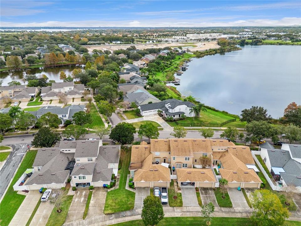 На продажу: $360,000 (2 спален, 2 ванн, 1155 Квадратных фут)