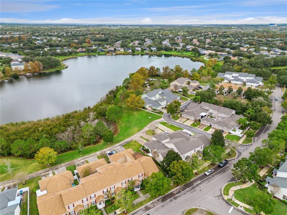 На продажу: $360,000 (2 спален, 2 ванн, 1155 Квадратных фут)