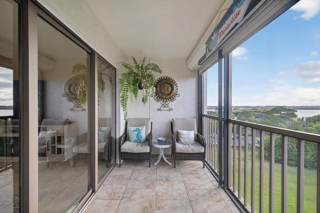 На продажу: $250,000 (2 спален, 2 ванн, 1280 Квадратных фут)