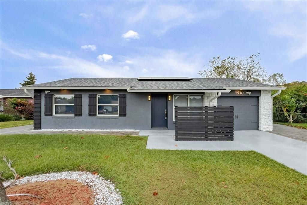 待售: $365,000 (3 贝兹, 1 浴室, 918 平方英尺)